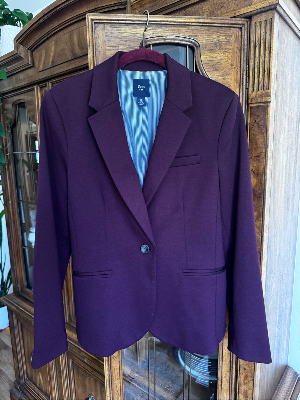 GAP NWOT Women's Maroon Single-Button Blazer